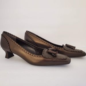 Stuart Weitzman Shoe 10.5 Kitten Heel Brown
